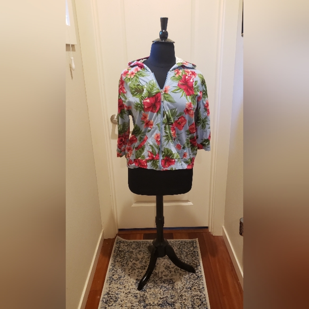 Vintage Oleg Cassini Sport Floral Zip-Up Hoodie - Light Blue and Red